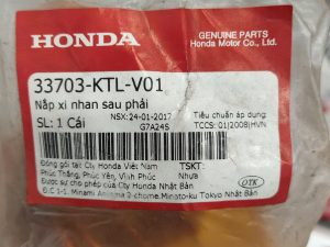 33703-KTL-V01 - NẮP XI NHAN SAU PHẢI