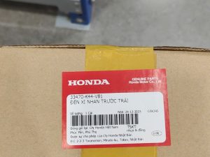33470-K44-V81 - ĐÈN XI NHAN TRƯỚC TRÁI
