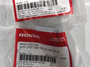 64462-KVG-A30 - NÚM CHỐT NẮP HỘP ĐỒ BÊN PHẢI